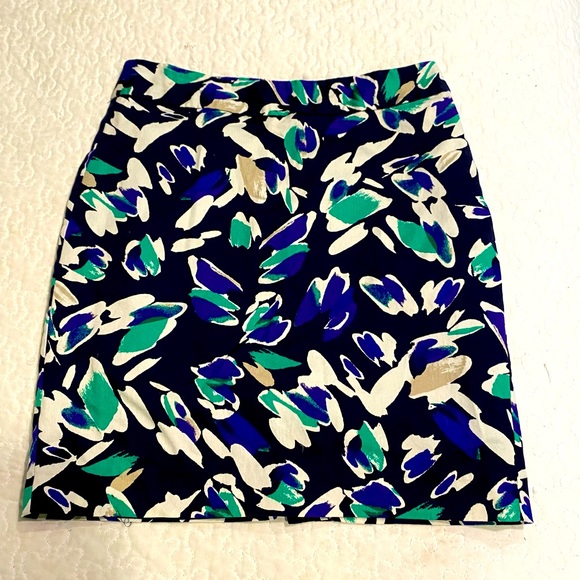 LOFT Dresses & Skirts - Loft pencil skirt